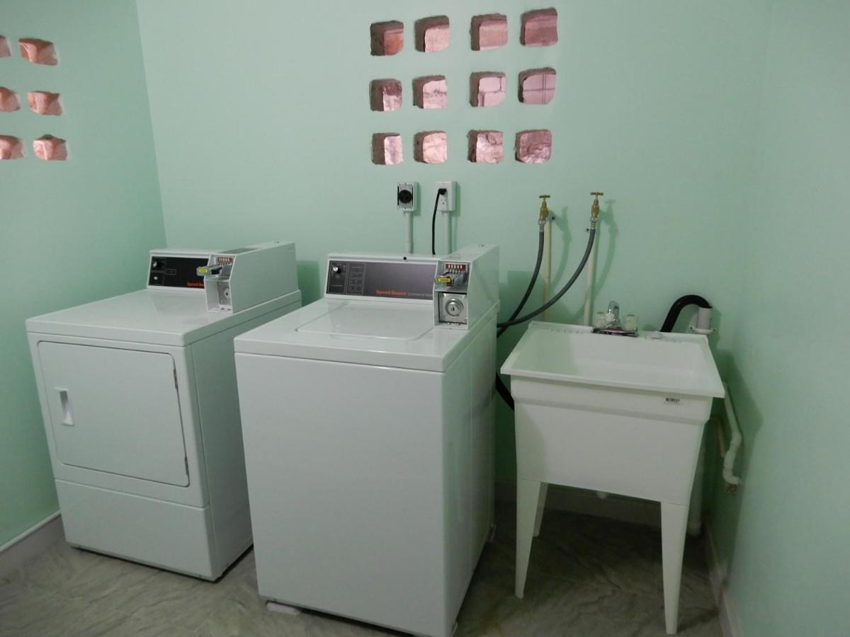 Oistins Bayview Apartments 크리스트 처치 외부 사진