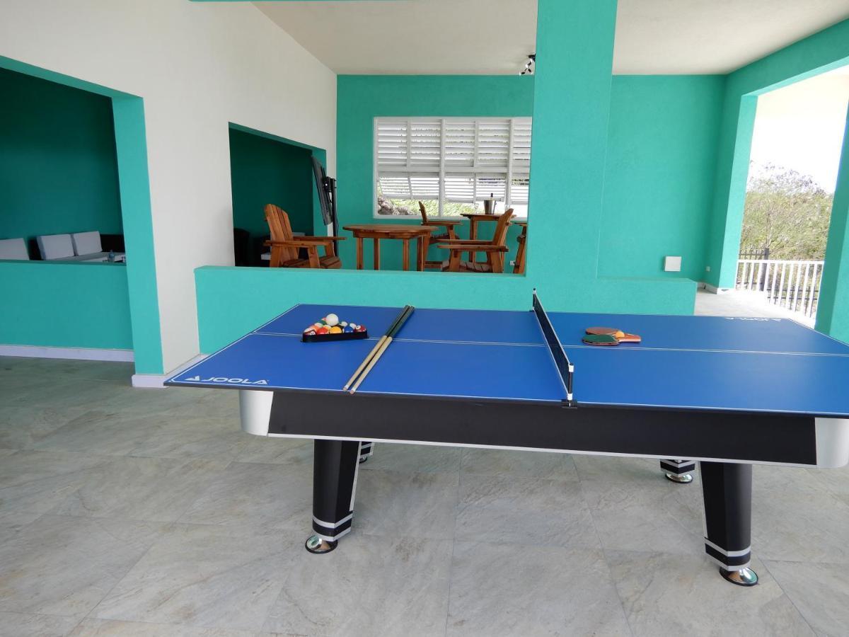 Oistins Bayview Apartments 크리스트 처치 외부 사진