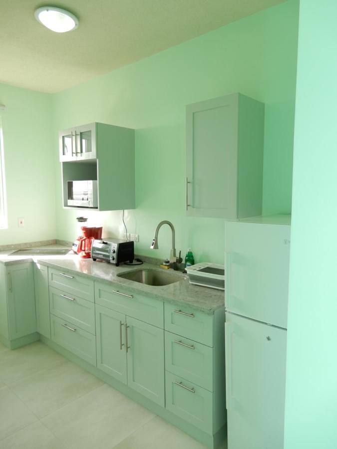 Oistins Bayview Apartments 크리스트 처치 외부 사진